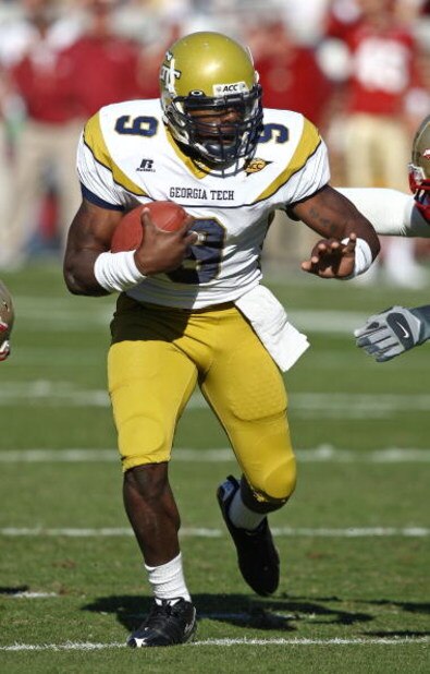 ATLANTA - NOVEMBER 1:  Quarterback Josh Nesbitt #9 of the Georgia Tech Yellow Jackets attempts to run upfield during the game against the Florida State Seminoles at Bobby Dodd Stadium at Historic Grant Field on November 1, 2008 in Atlanta, Georgia.  Georg