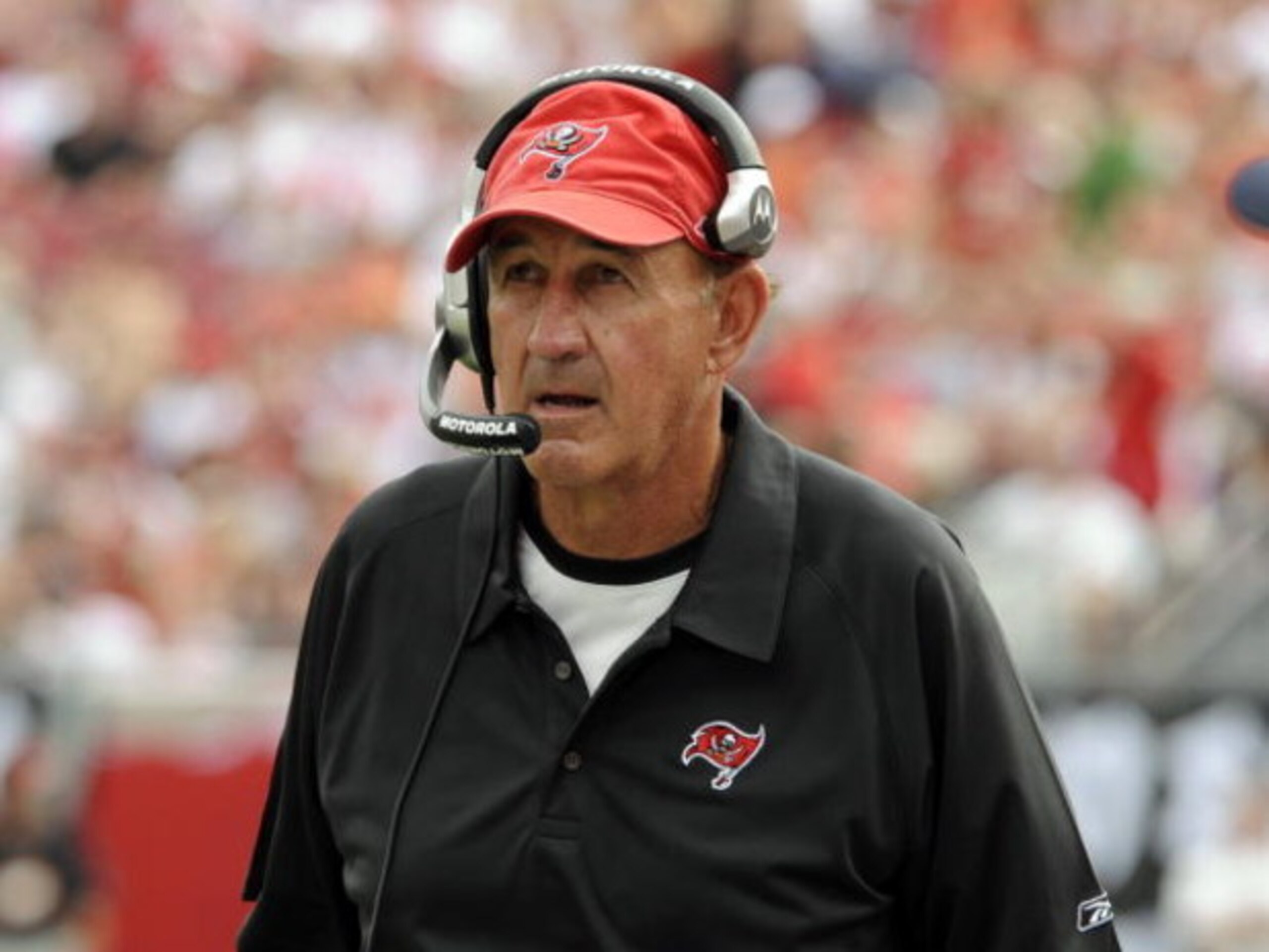 TAMPA, FL -  DECEMBER 30: Defensive coordinator Monte Kiffin of the Tampa Bay Buccaneers watches play against the Carolina Panthers at Raymond James Stadium  on December 30, 2007 in Tampa, Florida.  The Panthers won 31 - 23. (Photo by Al Messerschmidt/Get