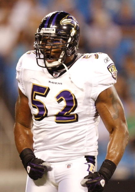 CHARLOTTE, NC - AUGUST 29: Linebacker Ray Lewis #52 of the Baltimore Ravens celebrates after a tackle during their game against the Carolina Panthers at Bank of America Stadium on August 29, 2009 in Charlotte, North Carolina. (Photo by Streeter Lecka/Gett