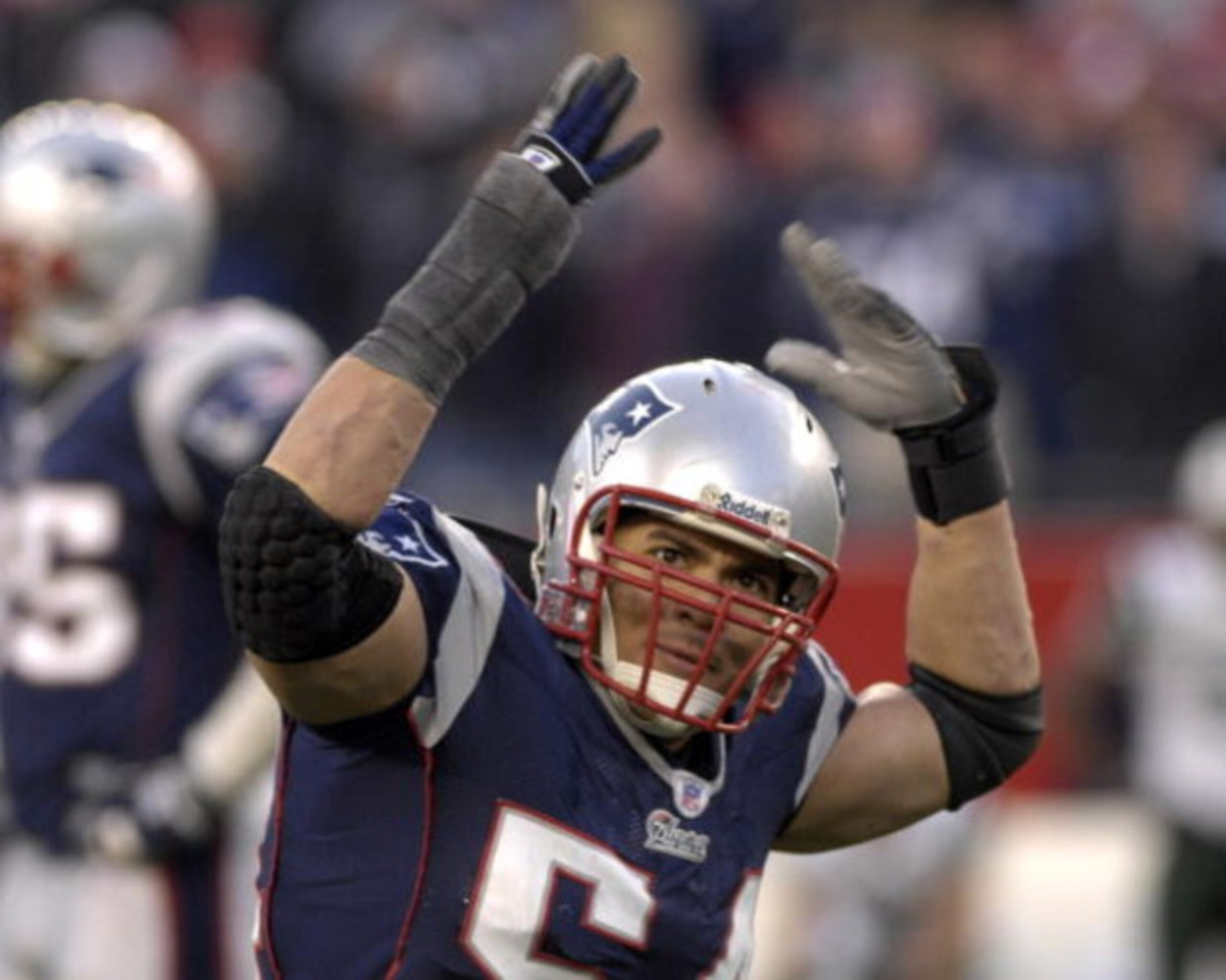 New England Patriots linebacker Tedy Bruschi  against the New York Jets  during  an NFL wild card playoff game Jan. 7, 2007 in Foxborough.  The Pats won 37 - 16.  (Photo by Al Messerschmidt/Getty Images)
