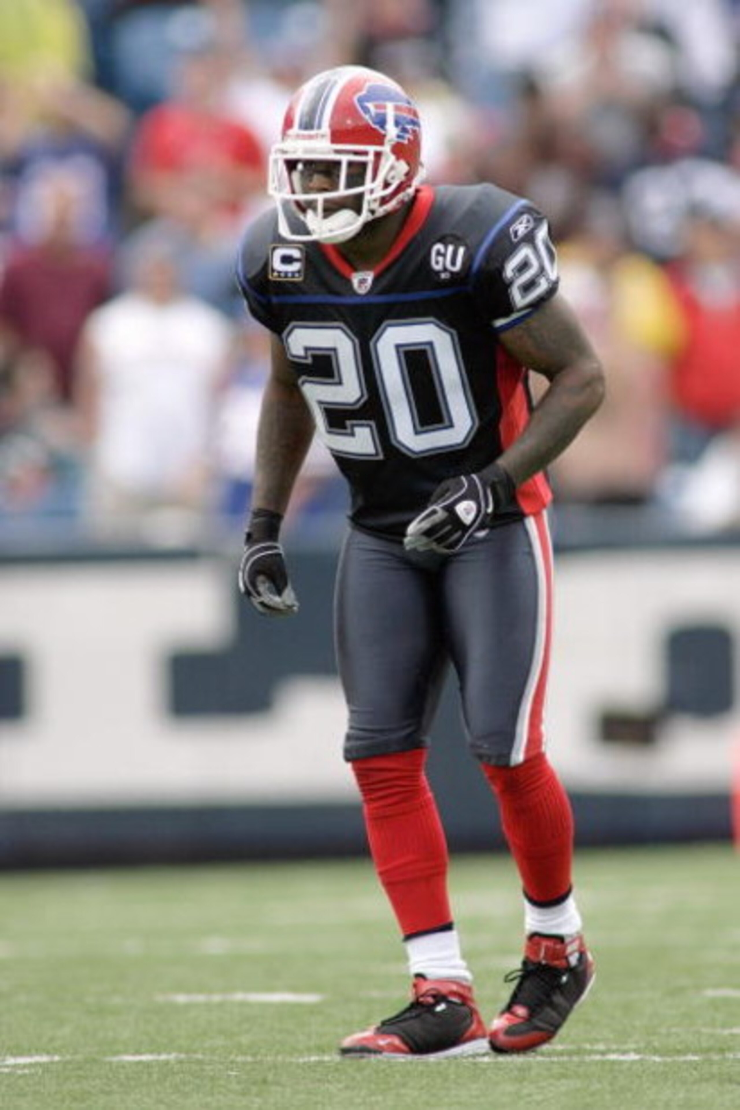 ORCHARD PARK, NY - SEPTEMBER 7:  Donte Whitner #20 of the Buffalo Bills moves on the field during the game against the Seattle Seahawks at Ralph Wilson Stadium on September 7, 2008 in Orchard Park, New York. (Photo by Rick Stewart/Getty Images)