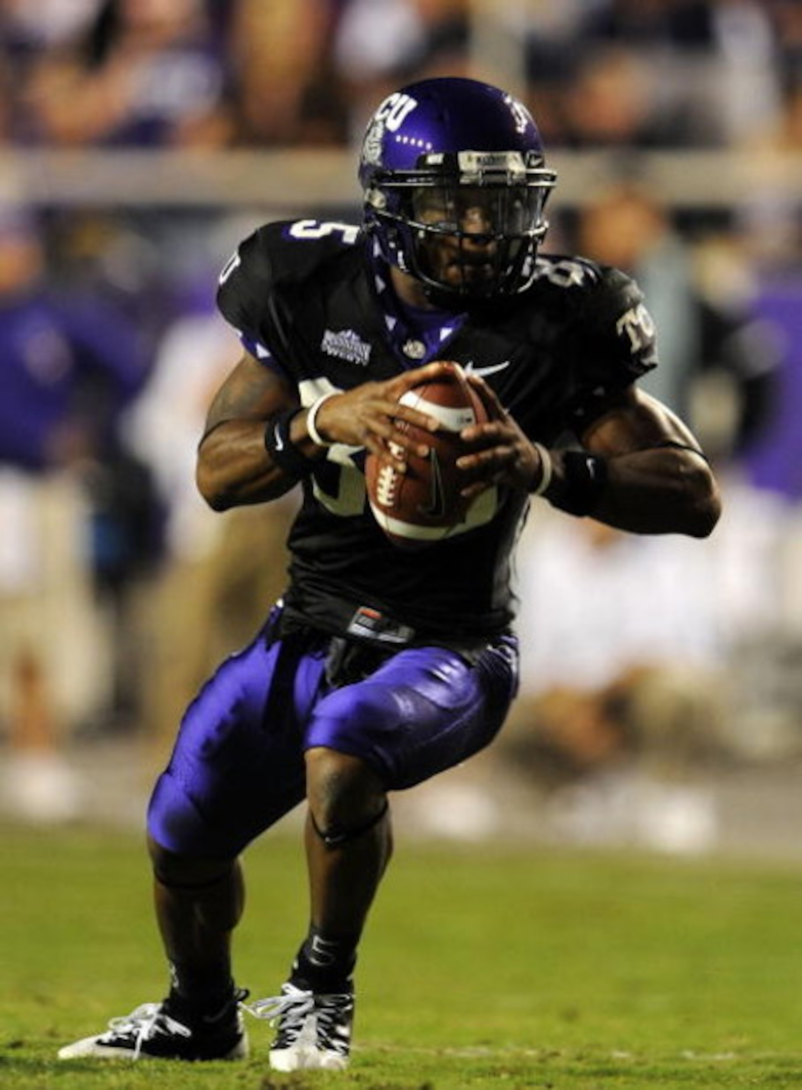 FORT WORTH, TX - OCTOBER 16:  Wide receiver Jeremy Kerley #85 of the TCU Horned Frogs runs for a touchdown in the first quarter at Amon G. Carter Stadium on October 16, 2008 in Fort Worth, Texas.  (Photo by Ronald Martinez/Getty Images)