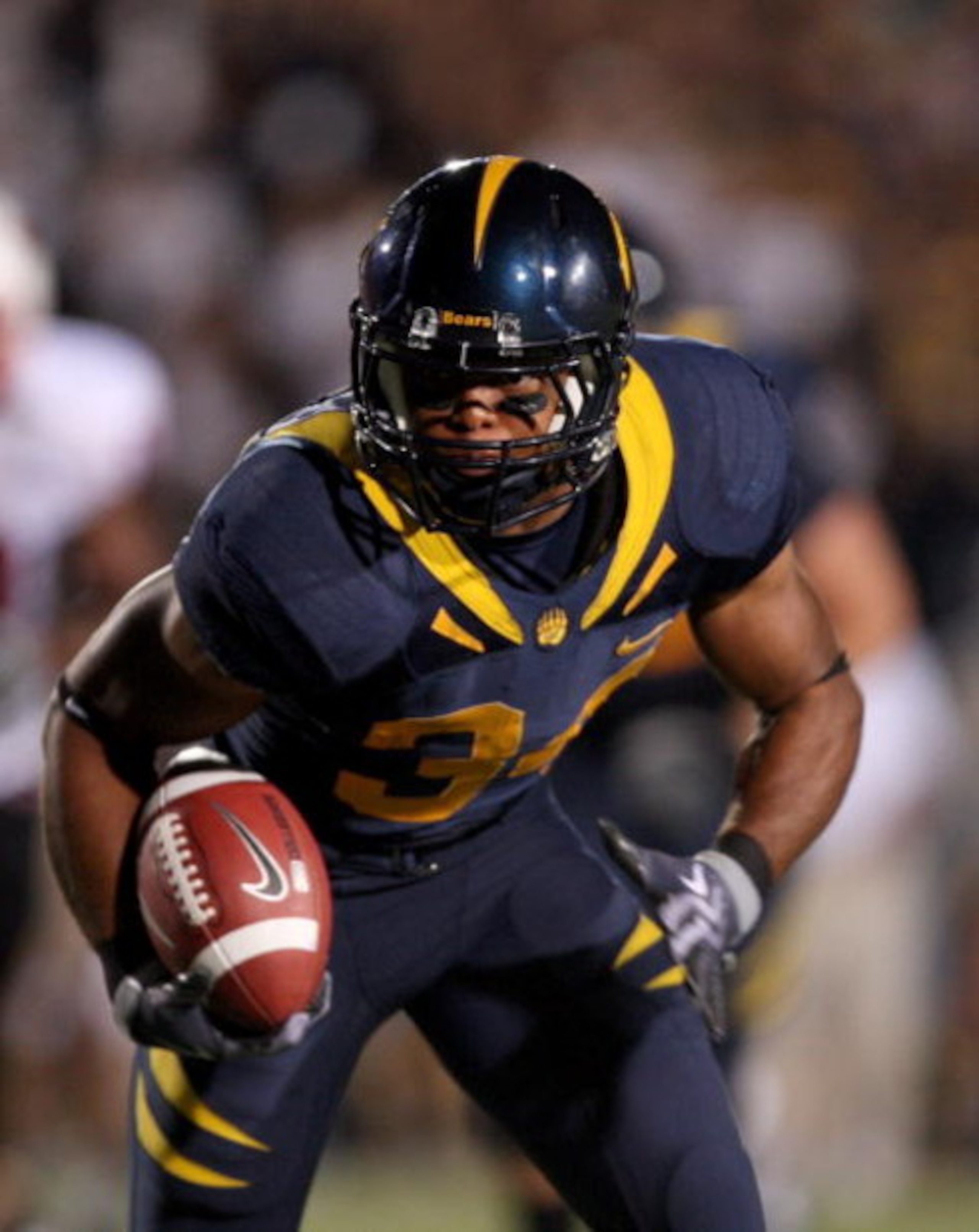 BERKELEY, CA - SEPTEMBER 05:  Shane Vereen #34 of the California Golden Bears runs with the ball during their game against the Maryland Terrapins at California Memorial Stadium on September 5, 2009 in Berkeley, California.  (Photo by Ezra Shaw/Getty Image