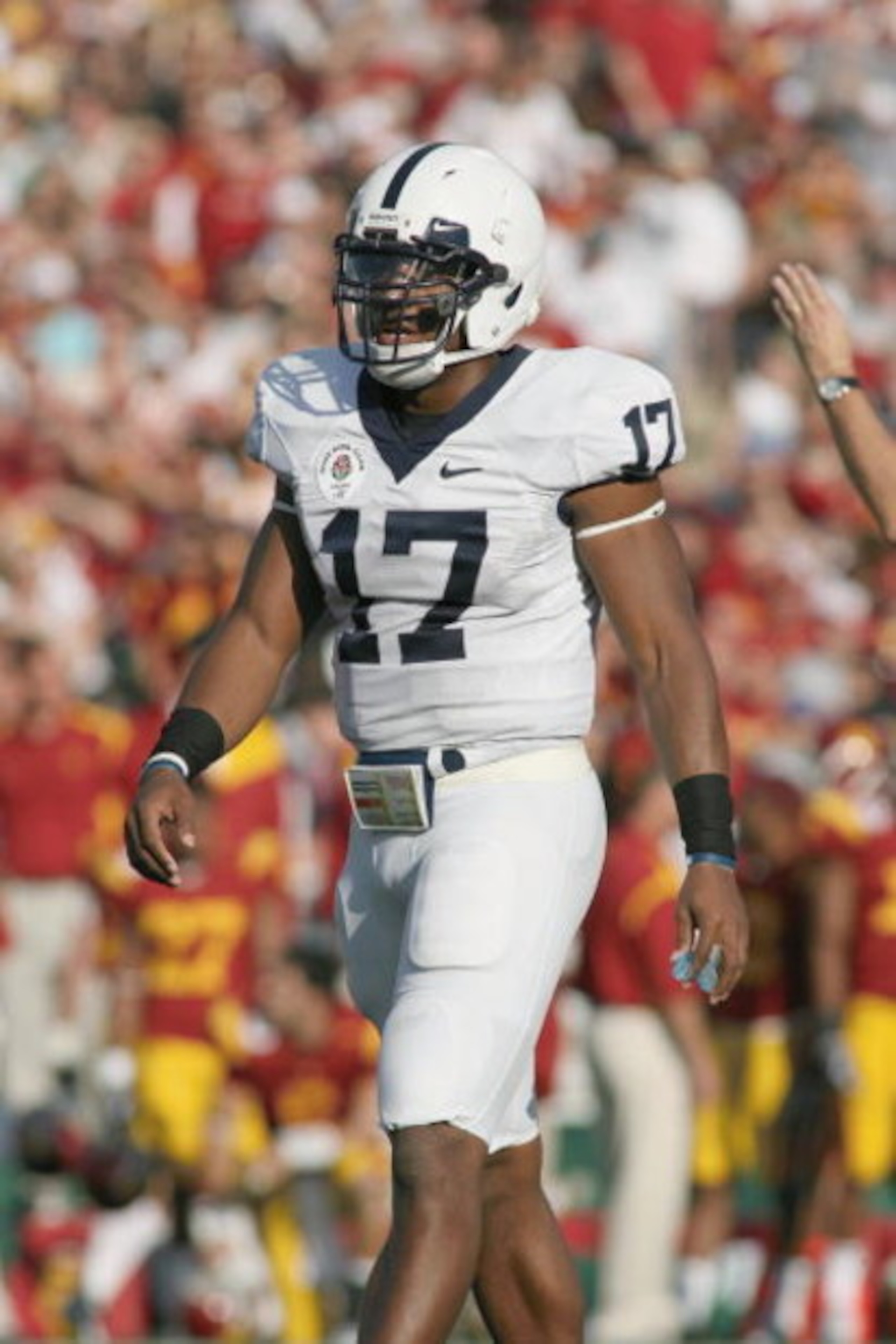 PASADENA, CA - JANUARY 1:  Daryll Clark #17 of the Penn State Nittany Lions looks on against the USC Trojans on January 1, 2009 at the Rose Bowl in Pasadena, California.  USC won 38-24.  (Photo by Jeff Golden/Getty Images) 