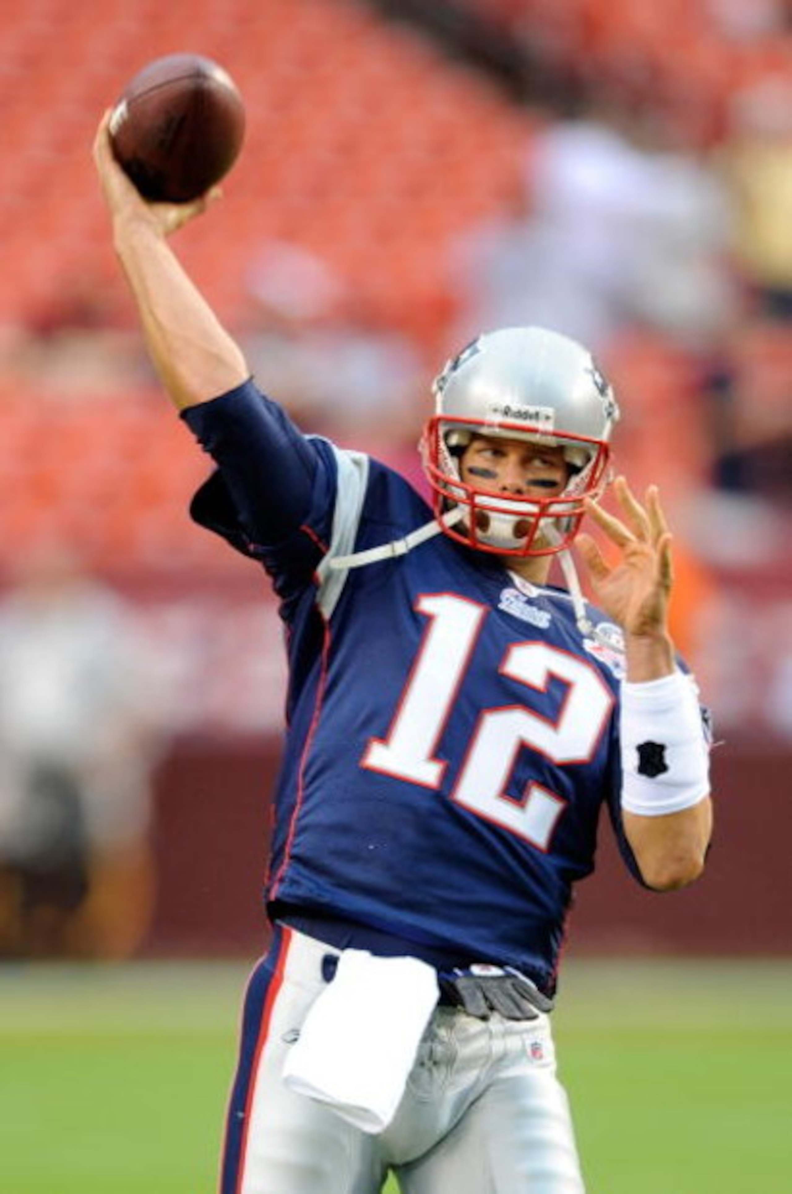 LANDOVER, MD - AUGUST 28: Tom Brady #12 of the New England Patriots warms up before a preseason game against the Washington Redskins at FedExField on August 28, 2009 in Landover, Maryland. (Photo by Greg Fiume/Getty Images) LANDOVER, MD - AUGUST 28: Tom Brady #12 of the New England Patriots warms up before a preseason game against the Washington Redskins at FedExField on August 28, 2009 in Landover, Maryland. (Photo by Greg Fiume/Getty Images)