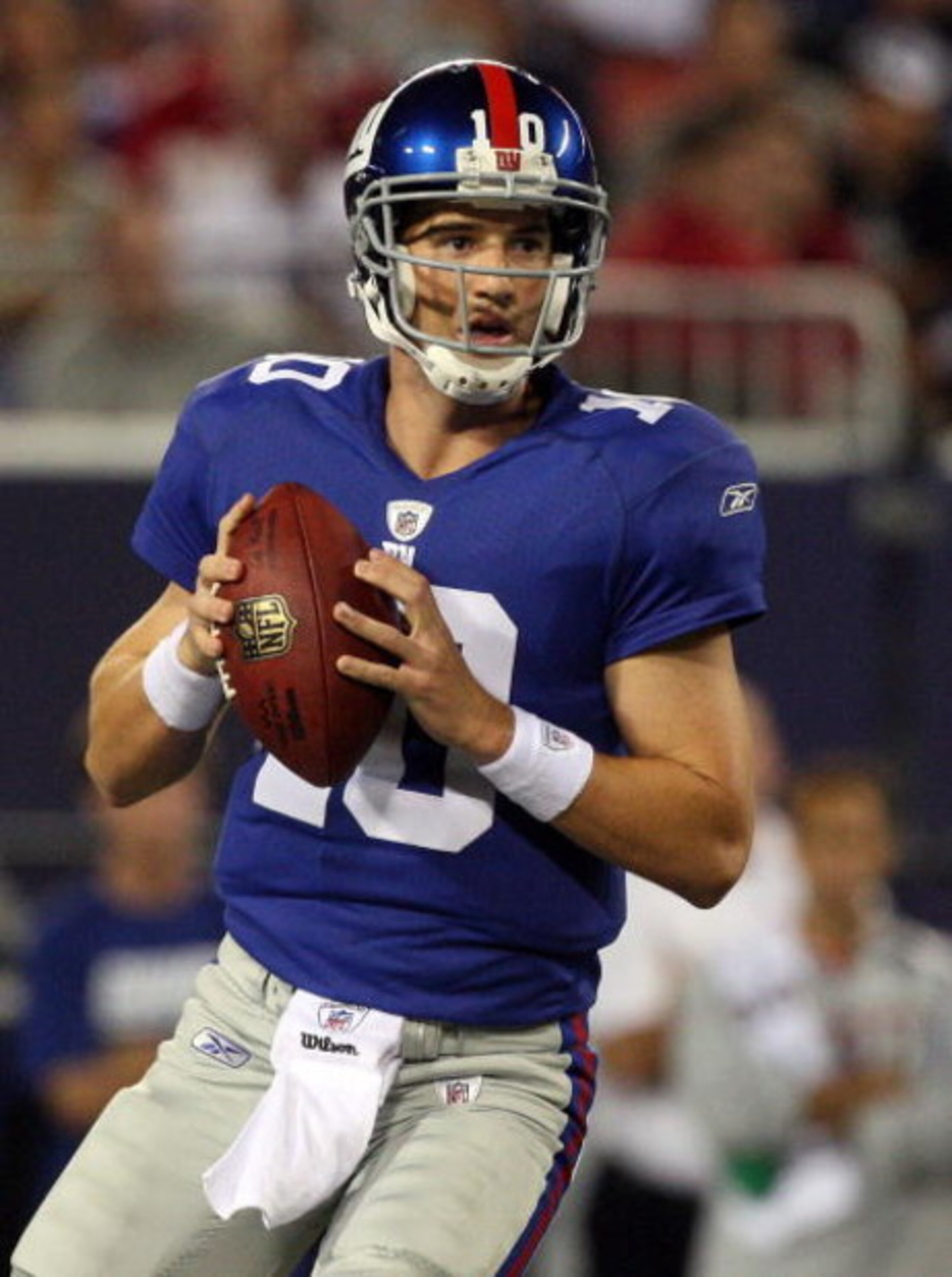 EAST RUTHERFORD, NJ - AUGUST 29: Eli Manning #10 of the New York Giants looks to throw a pass against the New York Jets on August 29, 2009 at Giants Stadium in East Rutherford, New Jersey. (Photo by Jim McIsaac/Getty Images) EAST RUTHERFORD, NJ - AUGUST 29: Eli Manning #10 of the New York Giants looks to throw a pass against the New York Jets on August 29, 2009 at Giants Stadium in East Rutherford, New Jersey. (Photo by Jim McIsaac/Getty Images)