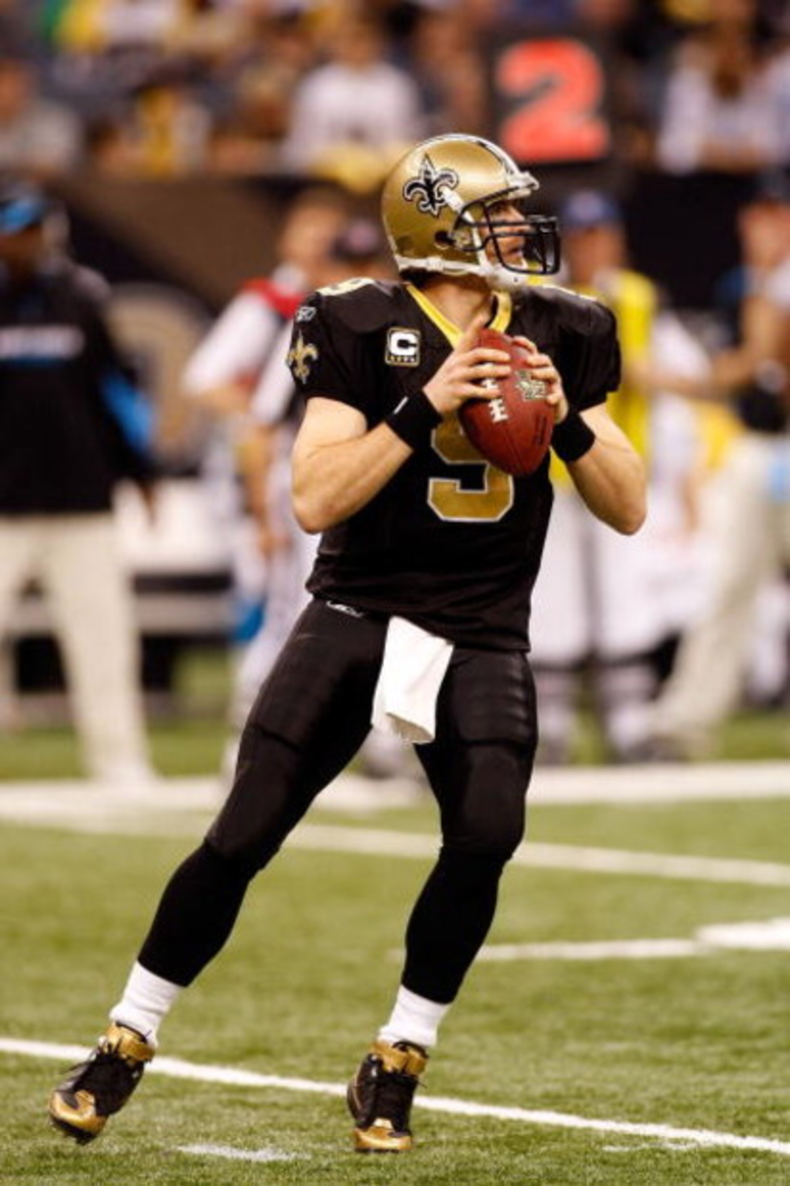 NEW ORLEANS - DECEMBER 28: Quarterback Drew Brees #9 of the New Orleans Saints drops back to pass during the game against the Carolina Panthers on December 28, 2008 at the Superdome in New Orleans, Louisiana. (Photo by Chris Graythen/Getty Images) NEW ORLEANS - DECEMBER 28: Quarterback Drew Brees #9 of the New Orleans Saints drops back to pass during the game against the Carolina Panthers on December 28, 2008 at the Superdome in New Orleans, Louisiana. (Photo by Chris Graythen/Getty Images)
