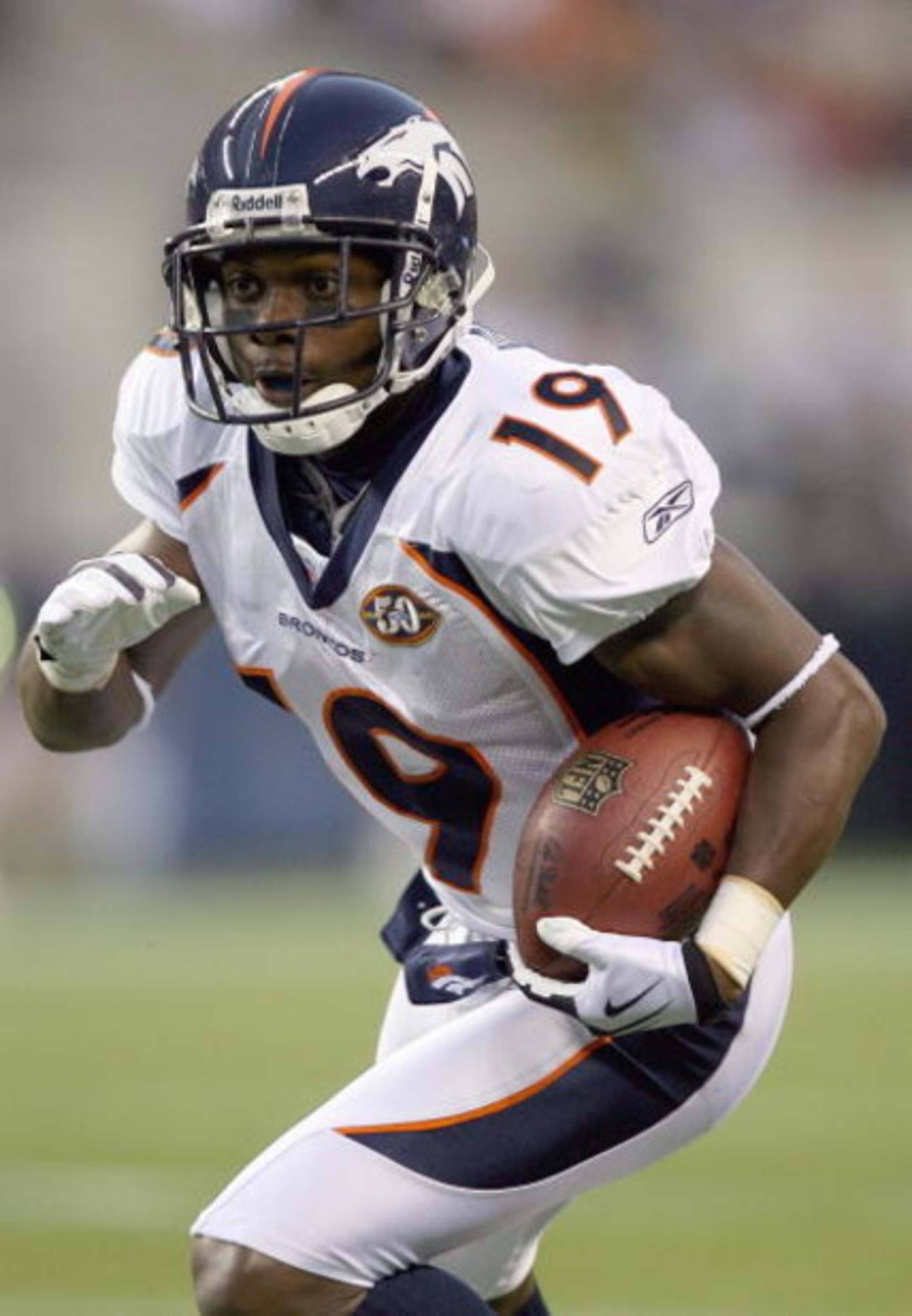 SEATTLE - AUGUST 22: Eddie Royal #19 of the Denver Broncos carries the ball during the game against the Seattle Seahawks on August 22, 2009 at Qwest Field in Seattle, Washington. (Photo by Otto Greule Jr/Getty Images) SEATTLE - AUGUST 22: Eddie Royal #19 of the Denver Broncos carries the ball during the game against the Seattle Seahawks on August 22, 2009 at Qwest Field in Seattle, Washington. (Photo by Otto Greule Jr/Getty Images)
