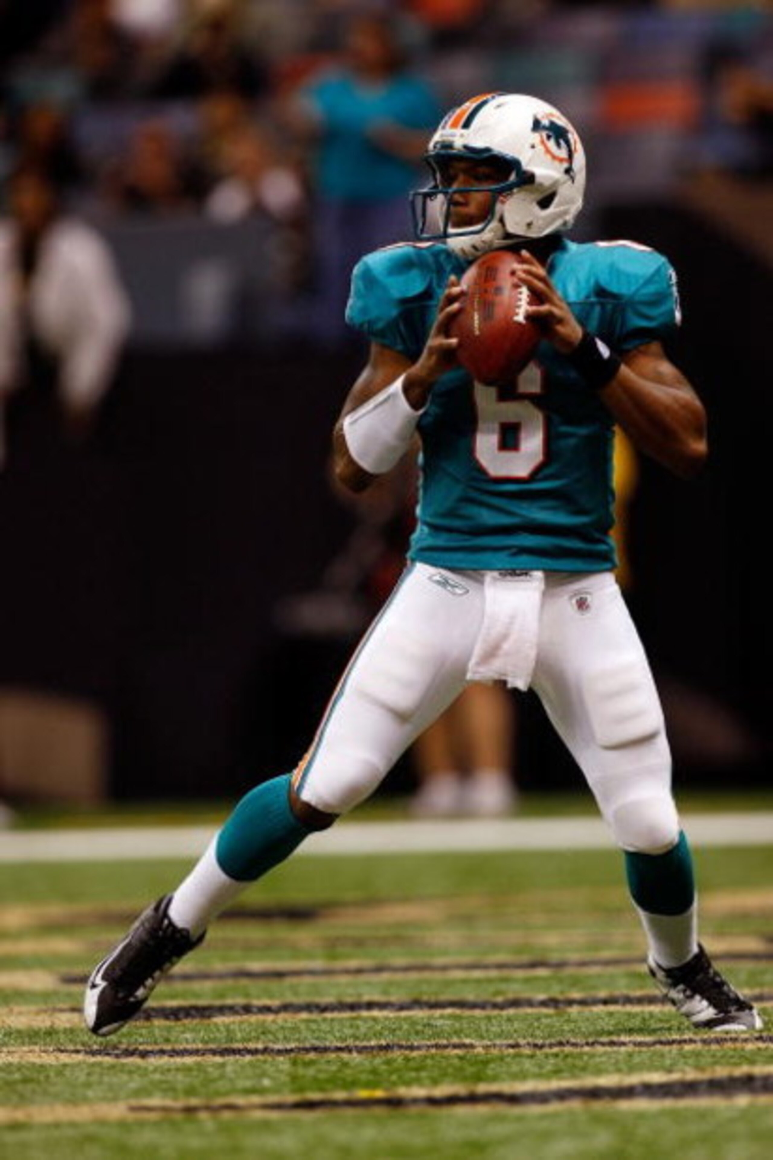 NEW ORLEANS - SEPTEMBER 03:  Quarterback Pat White #6 of the Miami Dolphins looks to throw a pass against the New Orleans Saints at the Louisiana Superdome on September 3, 2009 in New Orleans, Louisiana. The Dolphins defeated the Saints 10-7.  (Photo by C