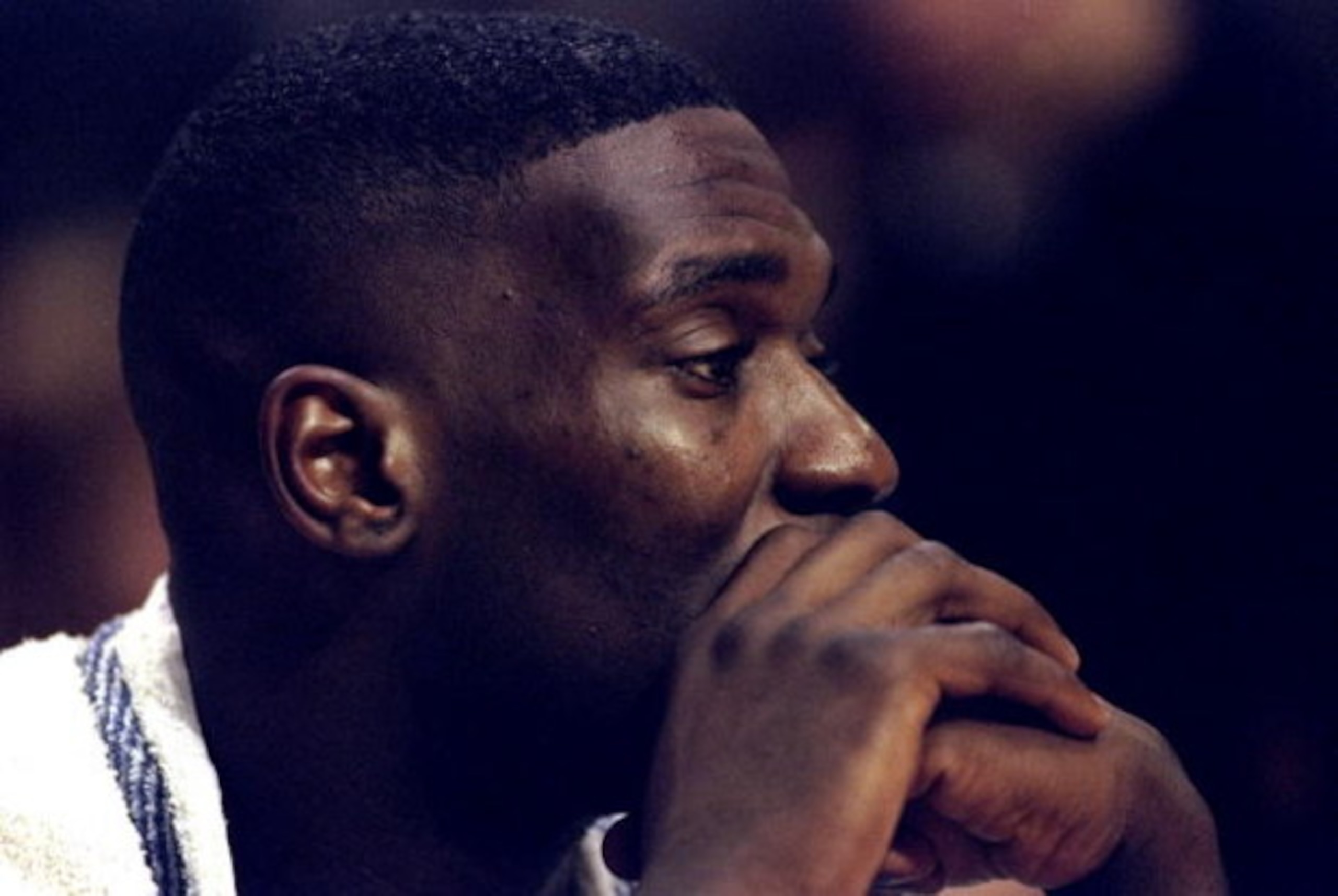 25 Apr 1998:  Shawn Kemp #4 of the Cleveland Cavaliers looks on during a first round NBA Playoff Game against the Indiana Pacers at the Market Square Arena in Indianapolis, Indiana. The Pacers defeated the Cavaliers 92-86. Mandatory Credit: Vincent Lafore