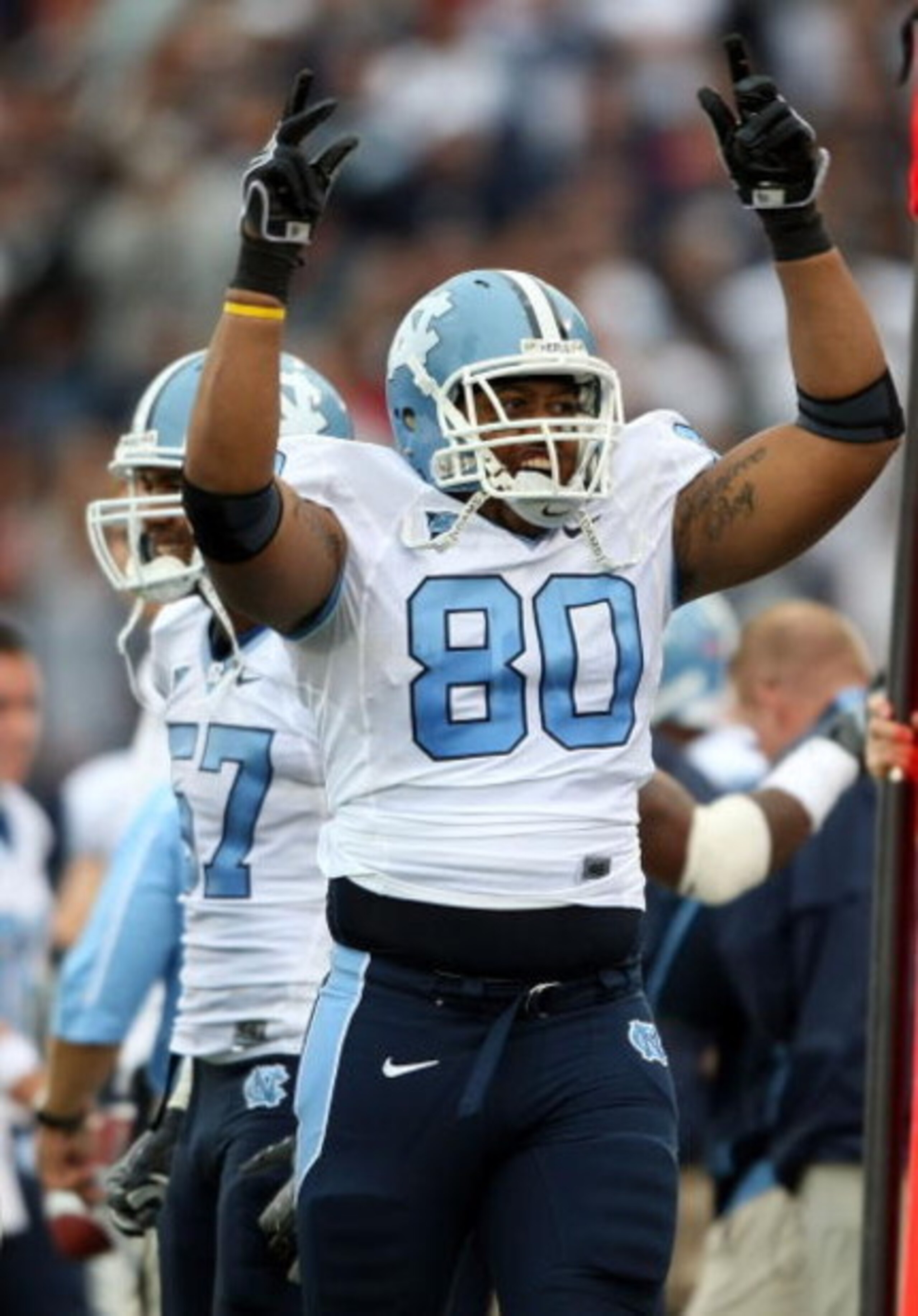 EAST HARTFORD, CT - SEPTEMBER 12:  Ed Barham #80 of the North Carolinia Tar Heels celebrates after Carolina scored a safety after  the Connecticut Huskies were called for holding on September 12, 2009 at Rentschler Field in East Hartford, Connecticut. The
