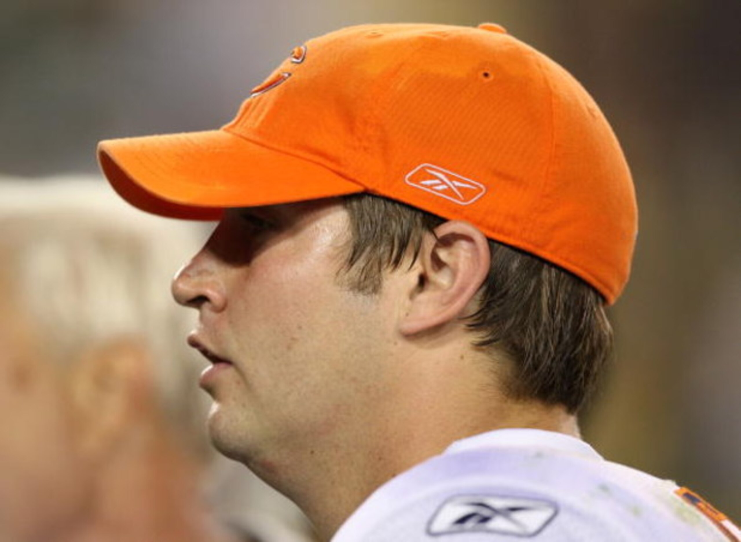 GREEN BAY, WI - SEPTEMBER 13: Jay Cutler #6 of the Chicago Bears walks off the field following a loss to the Green Bay Packers on September 13, 2009 at Lambeau Field in Green Bay, Wisconsin. The Packers defeated the Bears 21-15. (Photo by Jonathan Daniel/