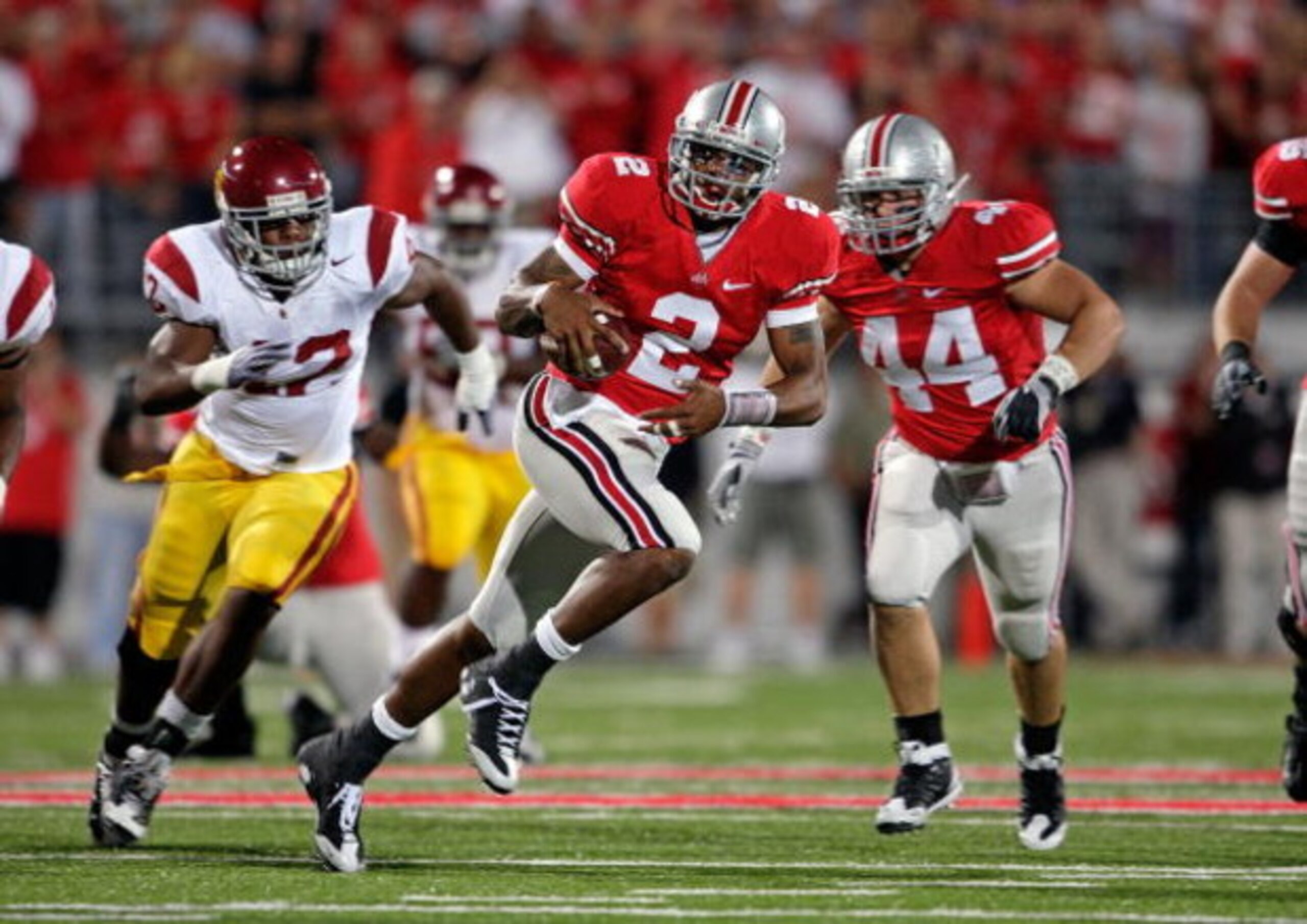 COLUMBUS, OH - SEPTEMBER 12: Terrelle Pryor #2 of the Ohio State Buckeyes runs with the ball during the game against USC Trojans at Ohio Stadium on September 12, 2009 in Columbus, Ohio. (Photo by Andy Lyons/Getty Images) COLUMBUS, OH - SEPTEMBER 12: Terrelle Pryor #2 of the Ohio State Buckeyes runs with the ball during the game against USC Trojans at Ohio Stadium on September 12, 2009 in Columbus, Ohio. (Photo by Andy Lyons/Getty Images)