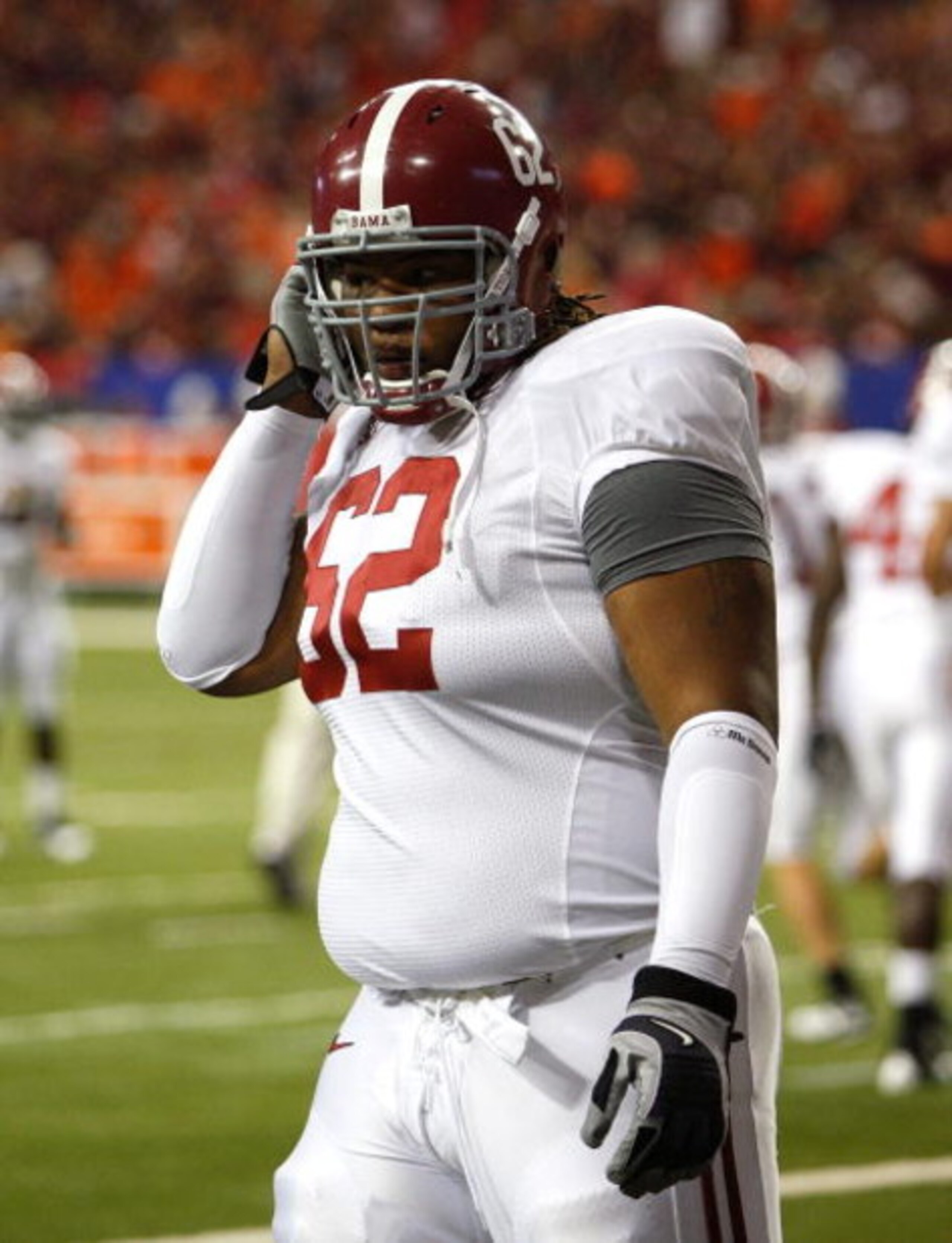 ATLANTA - SEPTEMBER 05:  Defensive lineman Terrence Cody #62 of the Alabama Crimson Tide against the Virginia Tech Hokies during the Chick-fil-A Kickoff Game at Georgia Dome on September 5, 2009 in Atlanta, Georgia.  (Photo by Kevin C. Cox/Getty Images)
