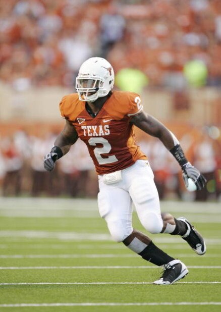 AUSTIN, TX - SEPTEMBER 5:  Defensive end Sergio Kindle #2 of the Texas Longhorns pursues the play against the Louisiana Monroe Warhawks on September 5, 2009 at Darrell K Royal-Texas Memorial Stadium in Austin, Texas. The Longhorns defeated the Warhawks 59