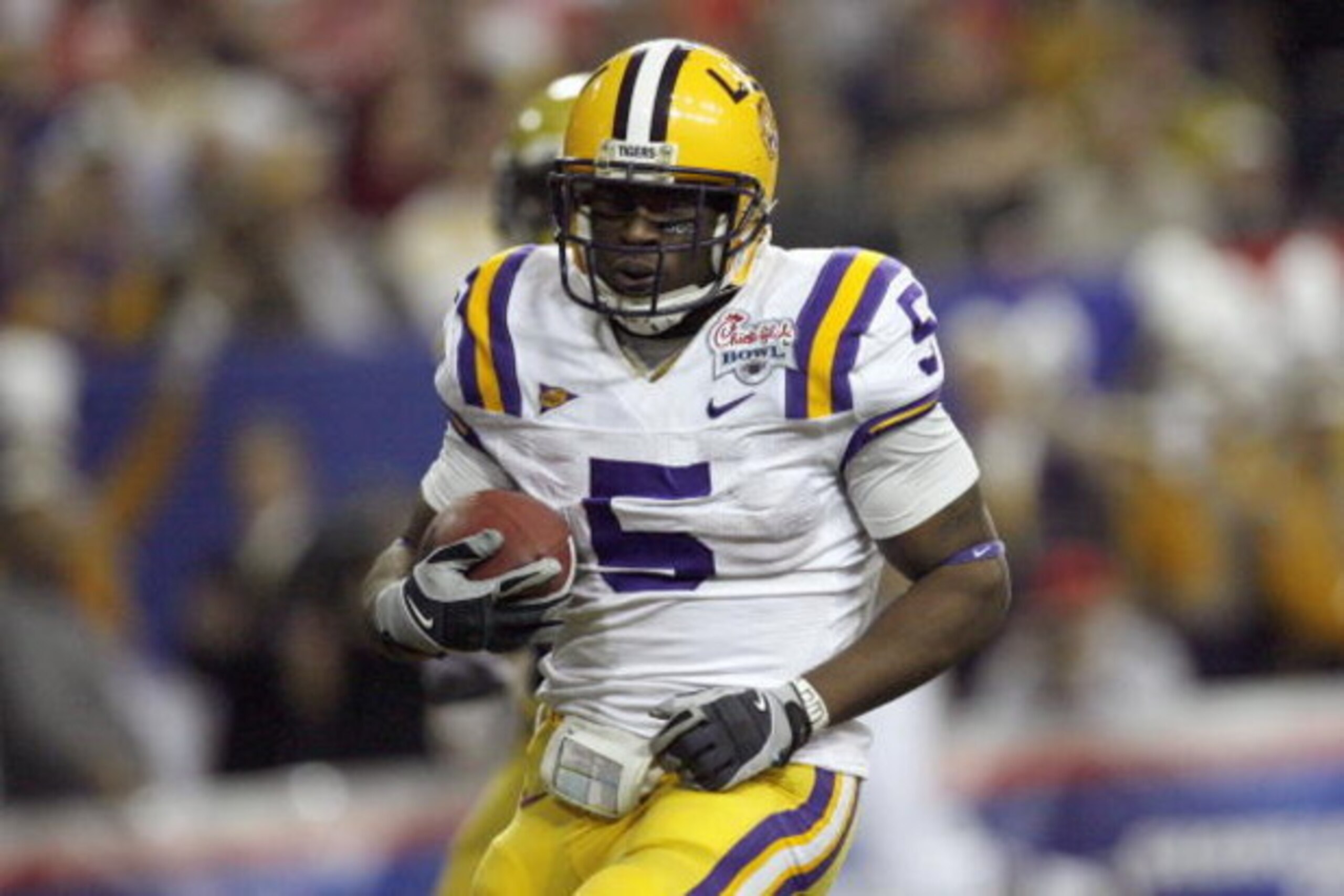 ATLANTA - DECEMBER 31:  Keiland Williams #5 of the LSU Tigers carries the ball up the field during the Chick-fil-A Bowl against the Georgia Tech Yellow Jackets on December 31, 2008 at the Georgia Dome in Atlanta, Georgia. (Photo by Kevin C. Cox/Getty Imag