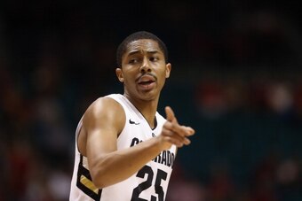 LAS VEGAS, NV - MARCH 13:  Spencer Dinwiddie #25 of the Colorado Buffaloes gestures against the Oregon State Beavers during the first round of the Pac 12 Tournament at the MGM Grand Garden Arena on March 13, 2013 in Las Vegas, Nevada.  (Photo by Jeff Gros