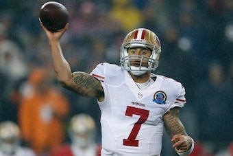 FOXBORO, MA - DECEMBER 16:  Colin Kaepernick #7 of the San Francisco 49ers throws in the first quarter against the New England Patriots at Gillette Stadium on December 16, 2012 in Foxboro, Massachusetts. (Photo by Jim Rogash/Getty Images)