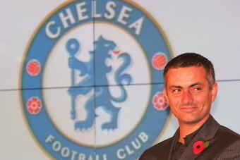 LONDON - NOVEMBER 12:  Chelsea manager Jose Mourinho sits in front of the new Chelsea badge during a Chelsea Football Club press conference on November 12, 2004 at Stamford Bridge, London. (Photo by Mike Hewitt/Getty Images)