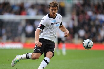 DERBY, ENGLAND - OCTOBER 05: Chris Martin of Derby County in action during the Sky Bet Championship match between Derby County and Leeds United at Pride Park Stadium on October 05, 2013 in Derby, England. (Photo by Tom Dulat/Getty Images) DERBY, ENGLAND - OCTOBER 05: Chris Martin of Derby County in action during the Sky Bet Championship match between Derby County and Leeds United at Pride Park Stadium on October 05, 2013 in Derby, England. (Photo by Tom Dulat/Getty Images)