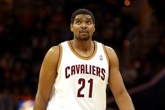 CLEVELAND, OH - DECEMBER 26:  Andrew Bynum #21 of the Cleveland Cavaliers looks on during the game against the Atlanta Hawks at Quicken Loans Arena on December 26, 2013 in Cleveland, Ohio.  NOTE TO USER: User expressly acknowledges and agrees that, by dow