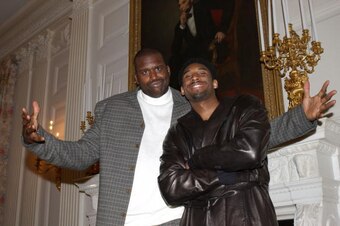 28 Jan 2002:  Shaquille O''Neal and Kobe Bryant ham it up during the Los Angeles Lakers'' visit the White House in Wahington D.C. to honor their 2001 NBA Championship.  DIGITAL IMAGE. NOTE TO USER: User expressly acknowledges and agrees that, by downloadi