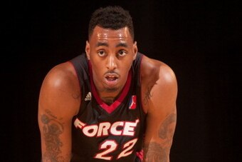 RENO, NV - JANUARY 6:  Anthony Mason #22 of the Sioux Falls Skyforce watches a free throw attempt against the Los Angeles D-Fenders during the 2014 NBA D-League Showcase on January 6, 2014 at the Reno Events Center in Reno, Nevada. NOTE TO USER: User expr