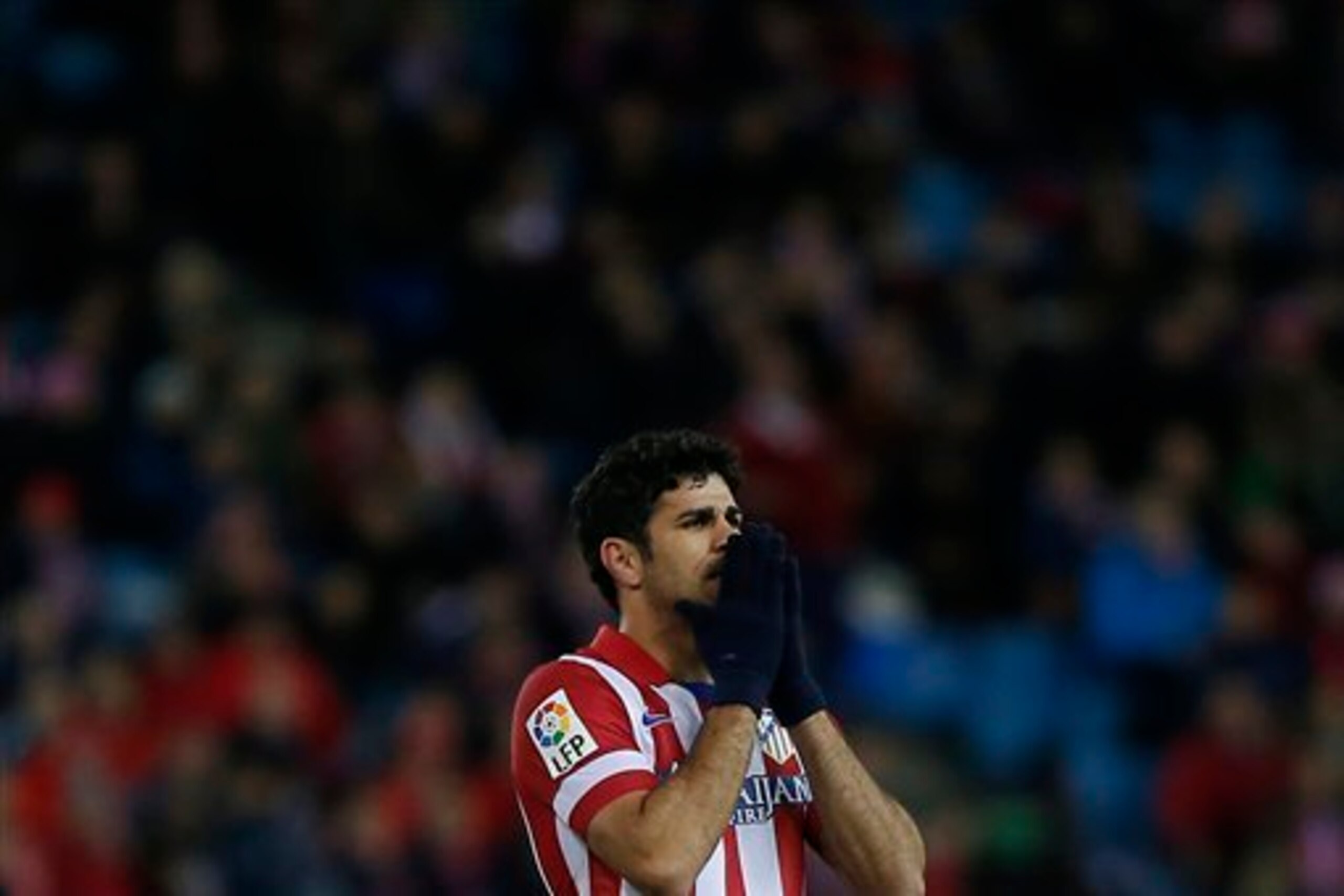 Diego Costa has been linked with a move to Stamford Bridge.