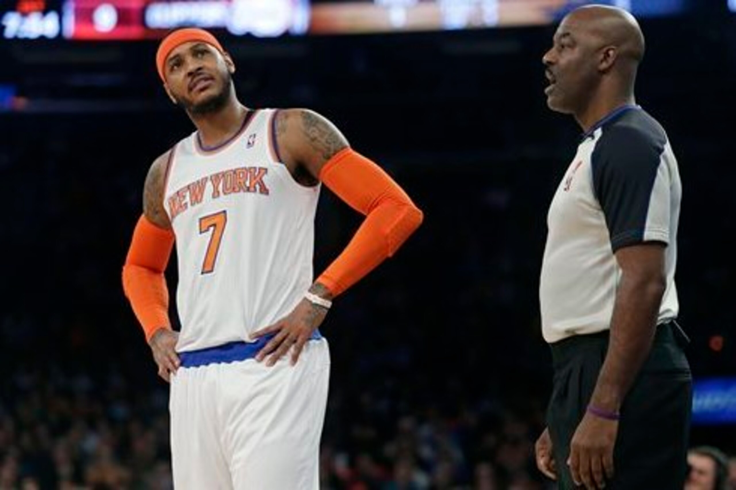 Carmelo Anthony's frustration appears to be growing, but can you blame him?
