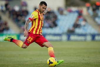 GETAFE, SPAIN - DECEMBER 22:  Dani Alves of FC Barcelona controls the ball during the La Liga match between Getafe CF and FC Barcelona at Coliseum Alfonso Perez on December 22, 2013 in Getafe, Spain.  (Photo by Gonzalo Arroyo Moreno/Getty Images)