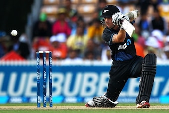 HAMILTON, NEW ZEALAND - JANUARY 22: Luke Ronchi of New Zealand bats during the One Day International match between New Zealand and India at Seddon Park on January 22, 2014 in Hamilton, New Zealand. (Photo by Anthony Au-Yeung/Getty Images) HAMILTON, NEW ZEALAND - JANUARY 22: Luke Ronchi of New Zealand bats during the One Day International match between New Zealand and India at Seddon Park on January 22, 2014 in Hamilton, New Zealand. (Photo by Anthony Au-Yeung/Getty Images)