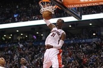 Jan 25, 2014; Toronto, Ontario, CAN; Toronto Raptors guard Terrence Ross (31) dunks against the Los Angeles Clippers at Air Canada Centre. The Clippers beat the Raptors 126-118. Mandatory Credit: Tom Szczerbowski-USA TODAY Sports