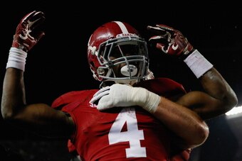 TUSCALOOSA, AL - NOVEMBER 09:  T.J. Yeldon #4 of the Alabama Crimson Tide celebrates his touchdown the third quarter against the LSU Tigers at Bryant-Denny Stadium on November 9, 2013 in Tuscaloosa, Alabama.  (Photo by Kevin C. Cox/Getty Images)