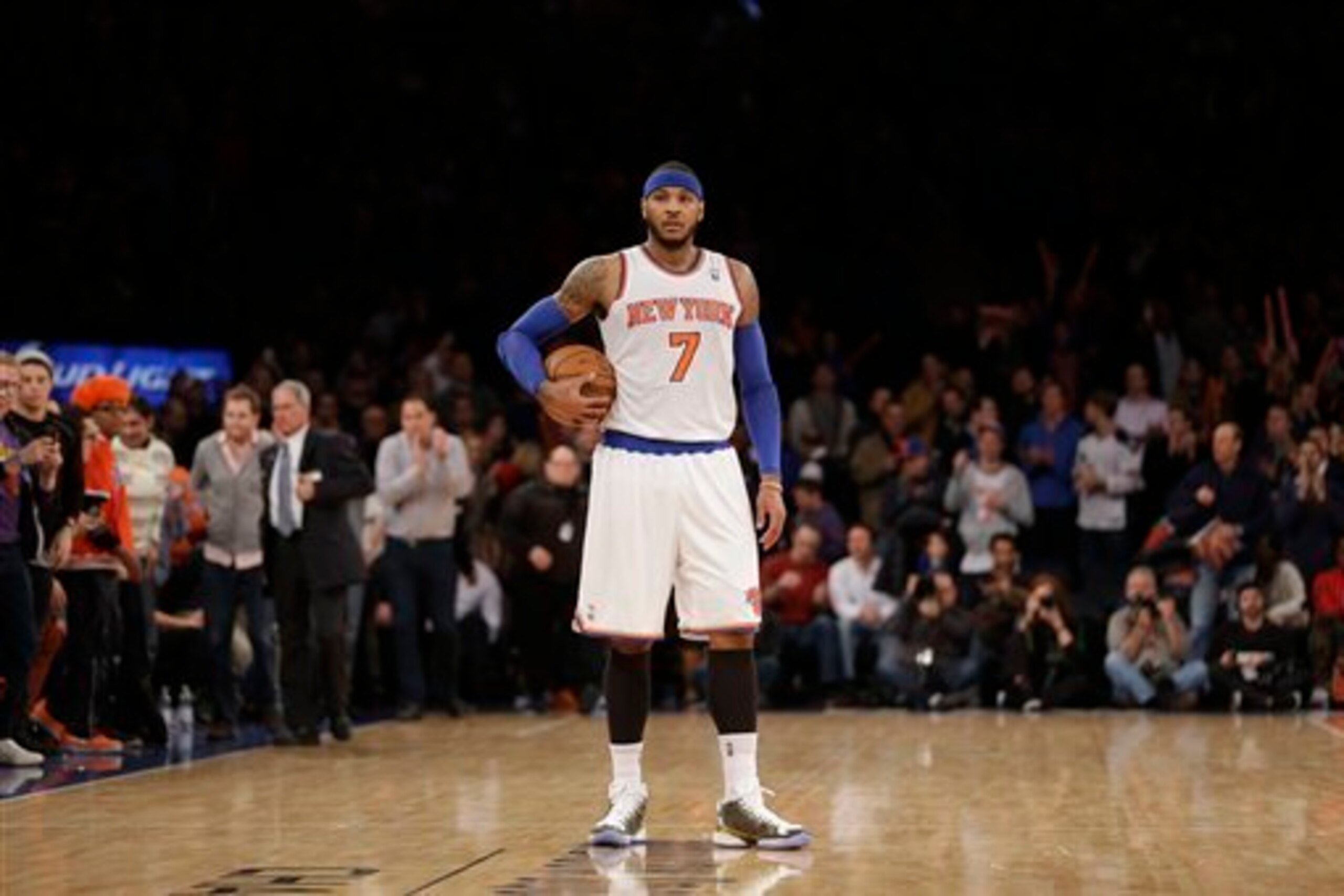 Who will come to Melo's aid? Who will come to Melo's aid?
