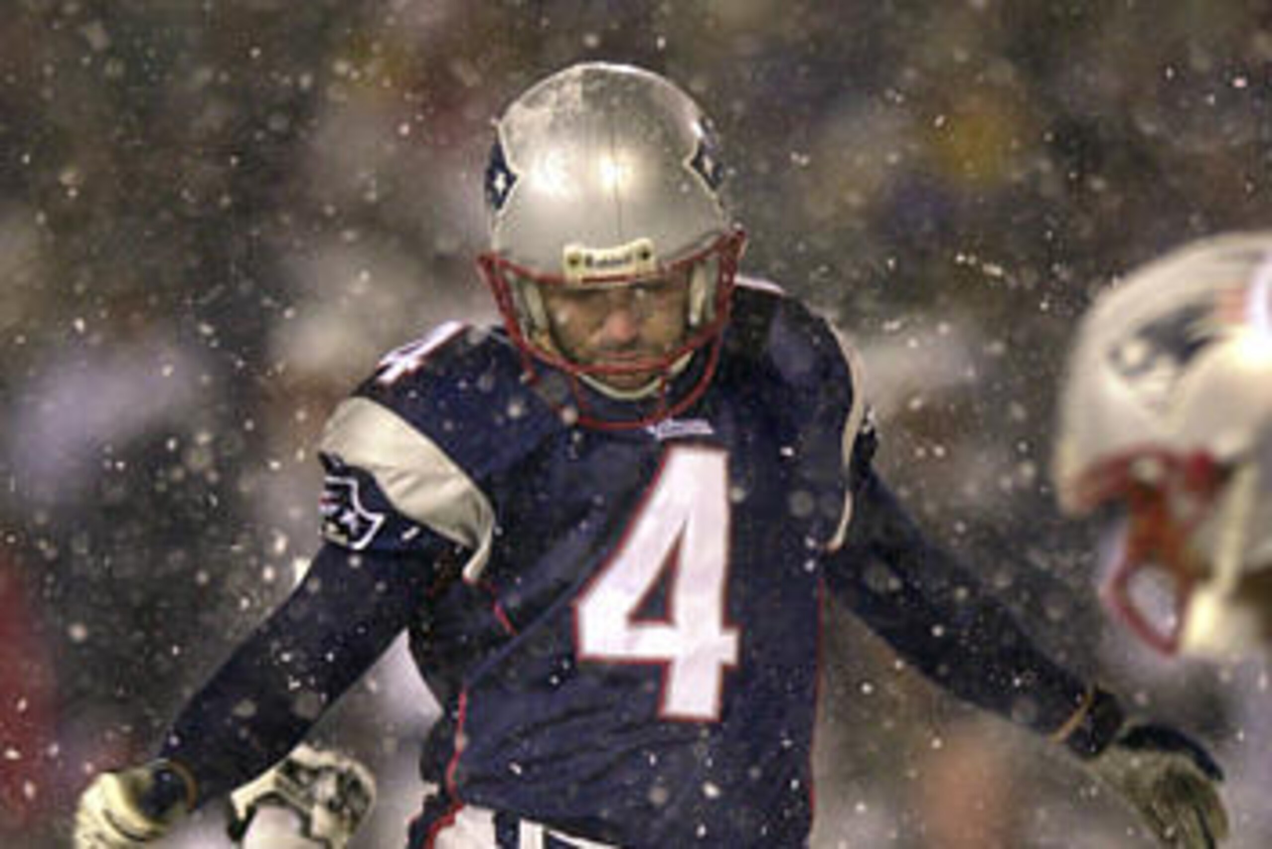 Adam Vinatieri helped decide the 2001 AFC Championship—one of the snowiest playoff games in recent memory—also infamously known as the Tuck Rule Game.