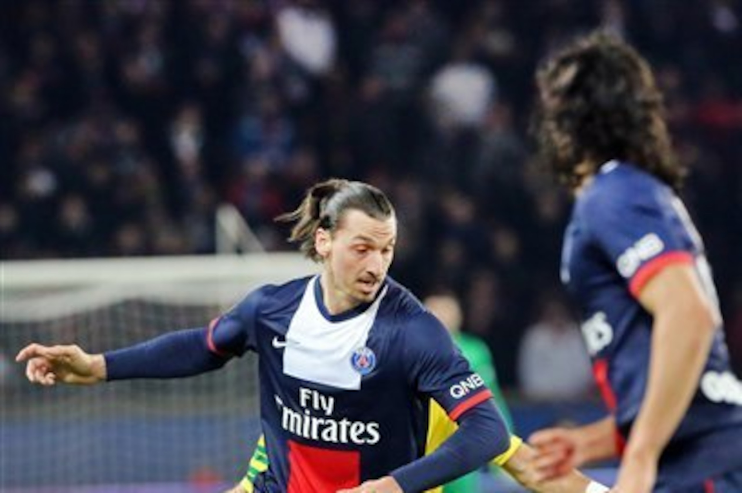 Zlatan Ibrahimovic plays in Cavani's preferred central role at PSG