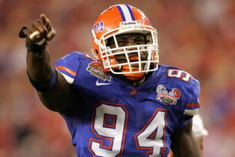 GLENDALE, AZ - JANUARY 08:  Defensive end Jarvis Moss #94 of the Florida Gators celerbrates after sacking Troy Smith #10 of the Ohio State Buckeyes during the fourth quarter of the 2007 Tostitos BCS National Championship Game at the University of Phoenix 