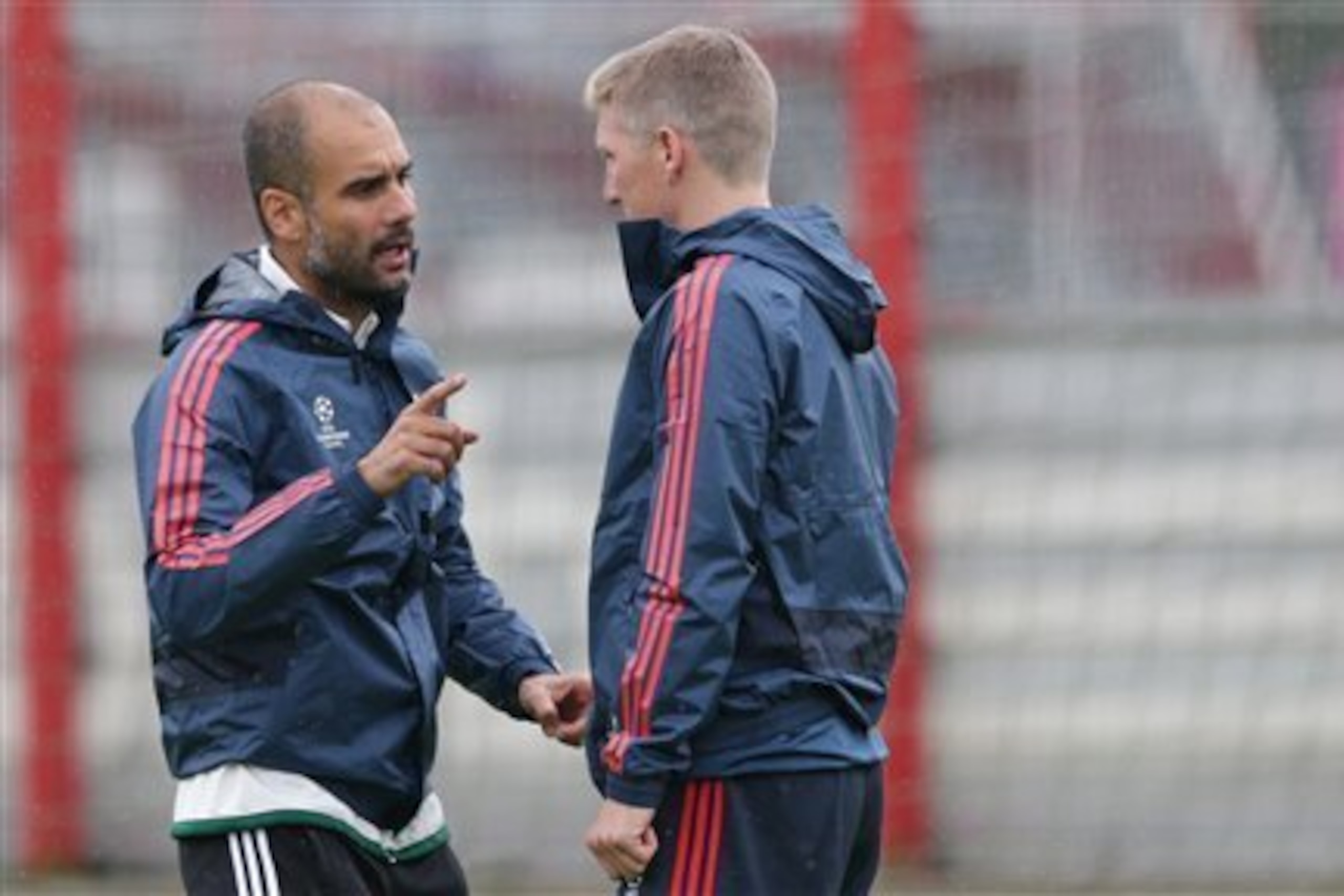 Bayern manager Pep Guardiola has denied a rift between himself and Schweinsteiger.