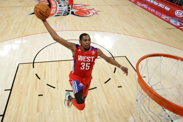 HOUSTON, TX - FEBRUARY 17:  Kevin Durant #35 of the Oklahoma City Thunder and the Western Conference goes up for a dunk during the 2013 NBA All-Star game at the Toyota Center on February 17, 2013 in Houston, Texas. NOTE TO USER: User expressly acknowledge
