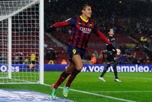 BARCELONA, SPAIN - JANUARY 29:  Alexis Sanchez of FC Barcelona celebrates after scoring his team's fourth goal during the Copa del Rey Quarter Final 2nd leg match between FC Barcelona and Levante U.D Camp Nou on January 29, 2014 in Barcelona, Spain.  (Pho