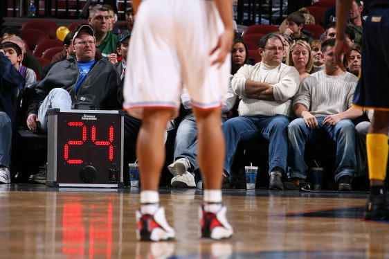 PHILADELPHIA - JANUARY 21:  A temporary replacement shot-clock sits on the court during the game between the Philadelphia 76ers and the Indiana Pacers on January 21, 2008 at the Wachovia Center in Philadelphia, Pennsylvania. NOTE TO USER: User expressly a