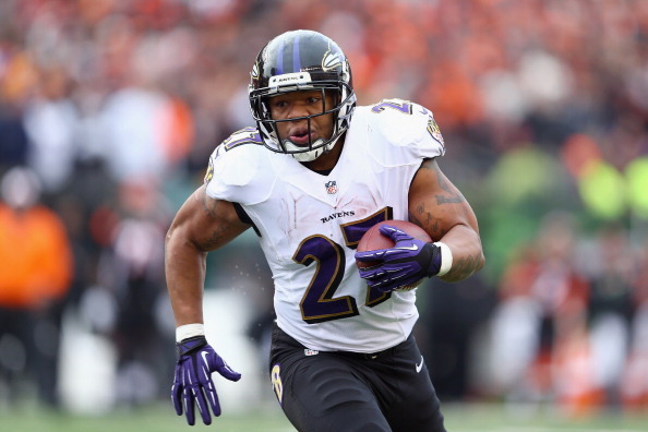 CINCINNATI, OH - DECEMBER 29:  Ray Rice #27 of the Baltimore Ravens runs with the ball during the NFL game against the Cincinnati Bengals at Paul Brown Stadium on December 29, 2013 in Cincinnati, Ohio.  (Photo by Andy Lyons/Getty Images)