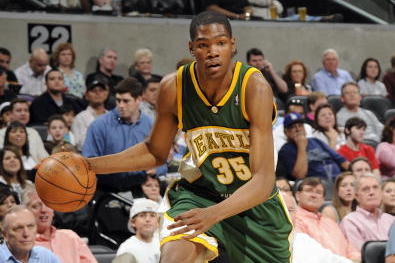 SAN ANTONIO - APRIL 11:  Kevin Durant #35 of the Seattle SuperSonics moves the ball up court during the game against the San Antonio Spurs at the AT&T Center on April 11, 2008 in San Antonio, Texas.  The Spurs won 95-74.  NOTE TO USER: User expressly ackn