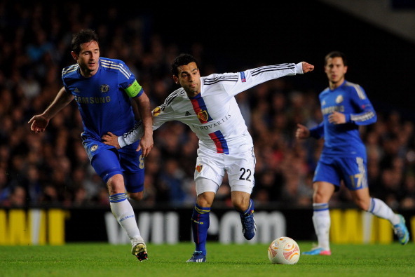 LONDON, ENGLAND - MAY 02:  Mohamed Salah of Basel holds off Frank Lampard of Chelsea during UEFA Europa League semi final second leg match between Chelsea and FC Basel 1893 at Stamford Bridge on May 2, 2013 in London, England.  (Photo by Michael Regan/Get