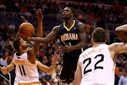 Jan 22, 2014; Phoenix, AZ, USA; Indiana Pacers guard Lance Stephenson drives to the basket in the first quarter against the Phoenix Suns at US Airways Center. Mandatory Credit: Mark J. Rebilas-USA TODAY Sports