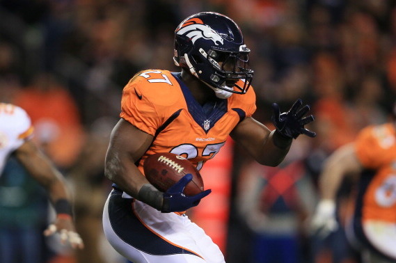 DENVER, CO - NOVEMBER 17:   Knowshon Moreno #27 of the Denver Broncos carries the ball against the Kansas City Chiefs at Sports Authority Field at Mile High on November 17, 2013 in Denver, Colorado.  (Photo by Doug Pensinger/Getty Images)