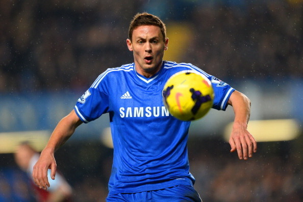LONDON, ENGLAND - JANUARY 29:  Nemanja Matic of Chelsea on the ball during the Barclays Premier League match between Chelsea and West Ham United at Stamford Bridge on January 29, 2014 in London, England.  (Photo by Mike Hewitt/Getty Images)