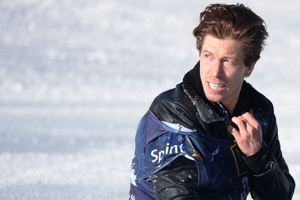 MAMMOTH, CA - JANUARY 16:  Shaun White reacts after a fall during the Men's Snowboarding Slopestyle Final U.S. Olympic Qualification #3 at the 2014 Sprint U.S. Snowboarding Grand Prix at Mammoth Mountain Resort on January 16, 2014 in Mammoth, California. 