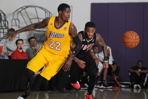 EL SEGUNDO, CA - DECEMBER 21:  Manny Harris #22 of the Los Angeles D-Fenders battles for the loose ball against Pierre Jackson #11 of the Idaho Stampede on December 21, 2013 at Toyota Sports Center in El Segundo, California. NOTE TO USER: User expressly a