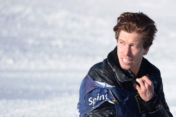 MAMMOTH, CA - JANUARY 16:  Shaun White reacts after a fall during the Men's Snowboarding Slopestyle Final U.S. Olympic Qualification #3 at the 2014 Sprint U.S. Snowboarding Grand Prix at Mammoth Mountain Resort on January 16, 2014 in Mammoth, California. 